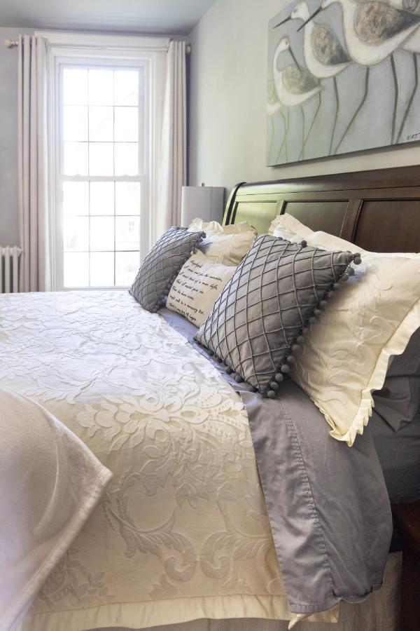 Anneken 1000 Islands B&B Luxury Suites & Spa Brockville Εξωτερικό φωτογραφία