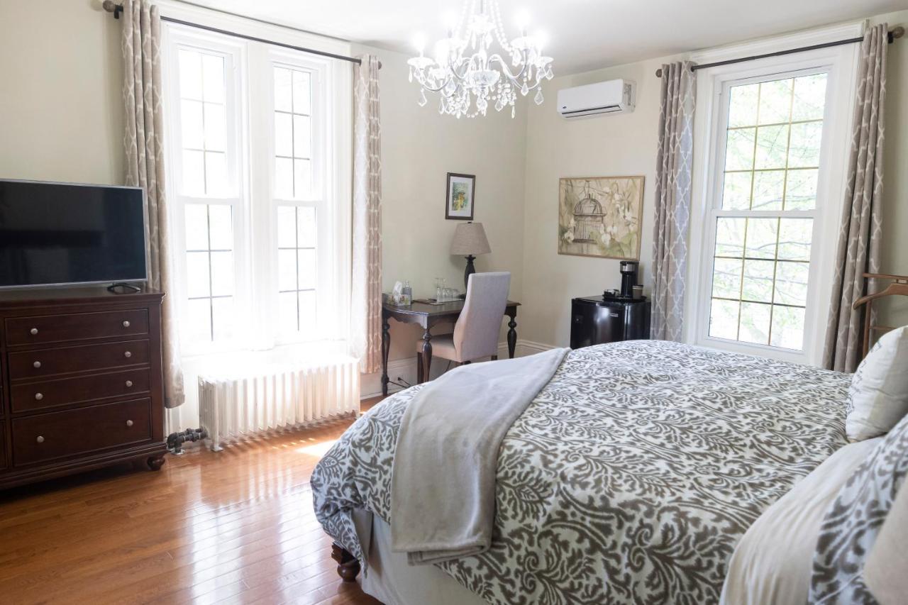 Anneken 1000 Islands B&B Luxury Suites & Spa Brockville Εξωτερικό φωτογραφία